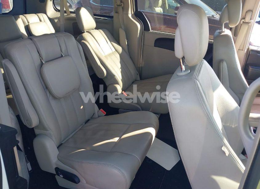 Photo 8 of 2013 Chrysler Town & COUNTRY TOURING (VIN 2C4RC1BG3DR570729)