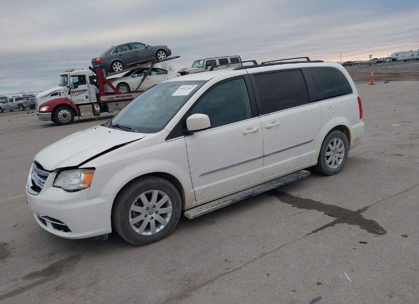 Photo 2 of 2013 Chrysler Town & COUNTRY TOURING (VIN 2C4RC1BG3DR653285)