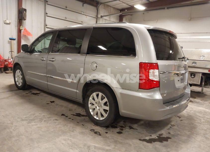 Photo 3 of 2013 Chrysler Town & COUNTRY TOURING (VIN 2C4RC1BG3DR661029)
