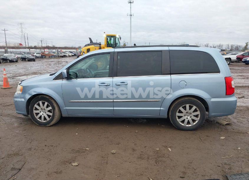 Photo 14 of 2013 Chrysler Town & COUNTRY TOURING (VIN 2C4RC1BG3DR662391)