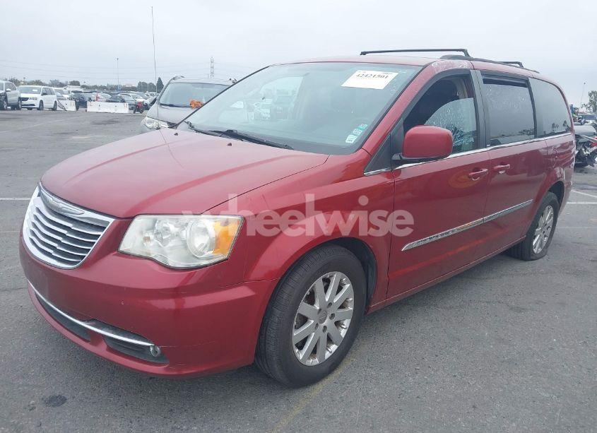 Photo 2 of 2013 Chrysler Town & COUNTRY TOURING (VIN 2C4RC1BG3DR689722)