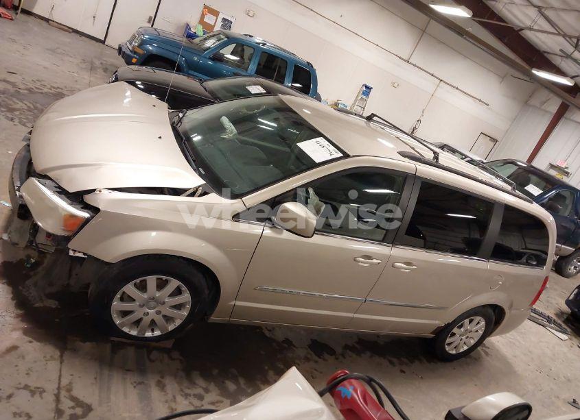 Photo 15 of 2013 Chrysler Town & COUNTRY TOURING (VIN 2C4RC1BG3DR696749)