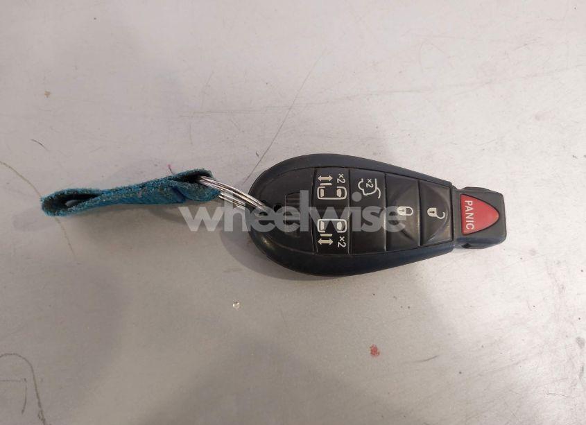 Photo 11 of 2013 Chrysler Town & COUNTRY TOURING (VIN 2C4RC1BG3DR705515)