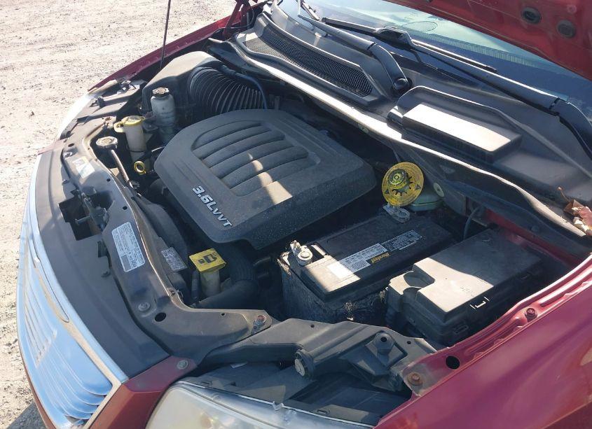 Photo 10 of 2013 Chrysler Town & COUNTRY TOURING (VIN 2C4RC1BG3DR818784)