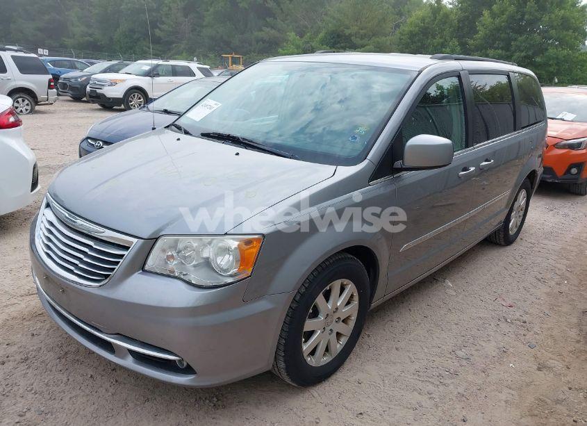 Photo 2 of 2014 Chrysler Town & COUNTRY TOURING (VIN 2C4RC1BG3ER144198)