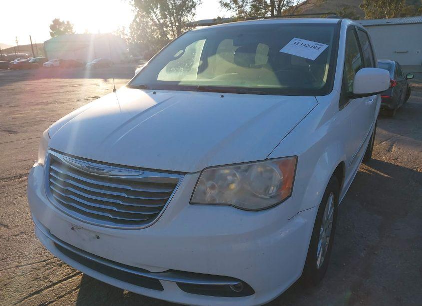 Photo 6 of 2014 Chrysler Town & COUNTRY TOURING (VIN 2C4RC1BG3ER211978)