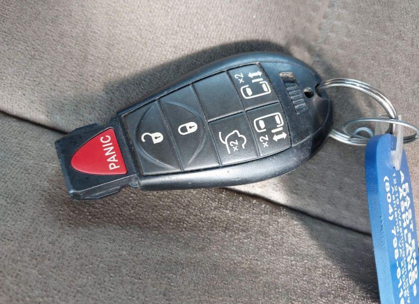 Photo 11 of 2014 Chrysler Town & COUNTRY TOURING (VIN 2C4RC1BG3ER228179)