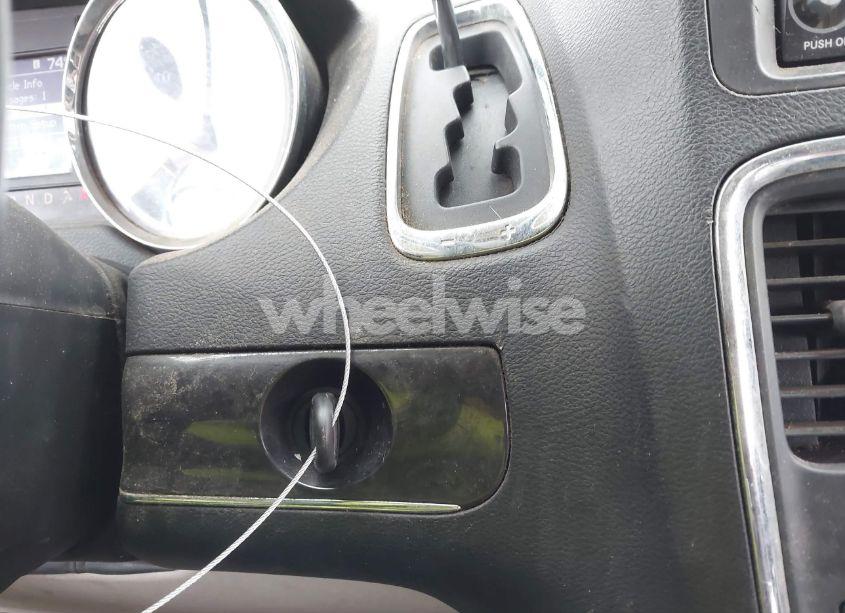 Photo 11 of 2014 Chrysler Town & COUNTRY TOURING (VIN 2C4RC1BG3ER242681)