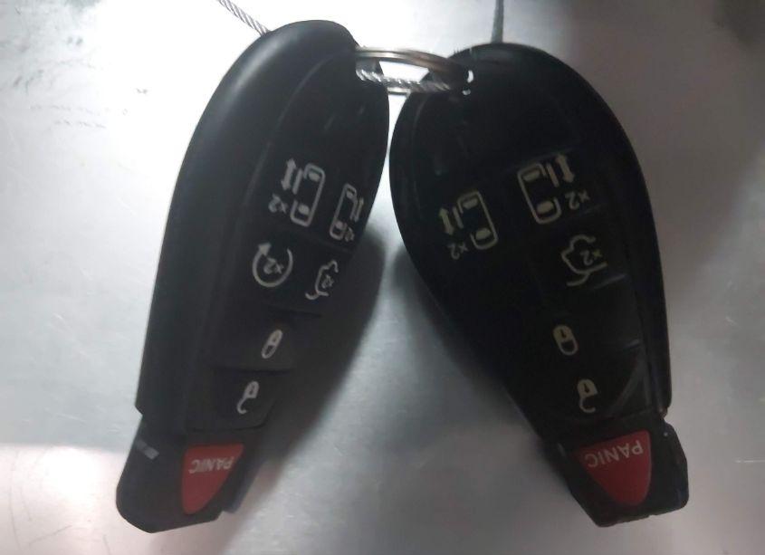 Photo 11 of 2014 Chrysler Town & COUNTRY TOURING (VIN 2C4RC1BG3ER247945)