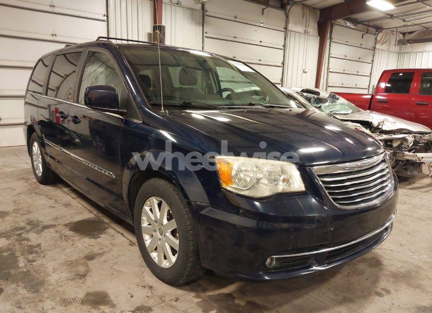 2014 Chrysler Town & COUNTRY TOURING (VIN 2C4RC1BG3ER255821) main photo