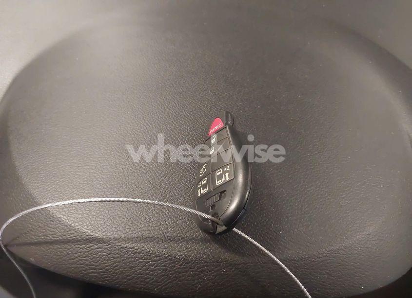 Photo 11 of 2014 Chrysler Town & COUNTRY TOURING (VIN 2C4RC1BG3ER255821)