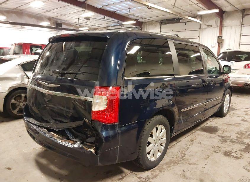 Photo 4 of 2014 Chrysler Town & COUNTRY TOURING (VIN 2C4RC1BG3ER255821)