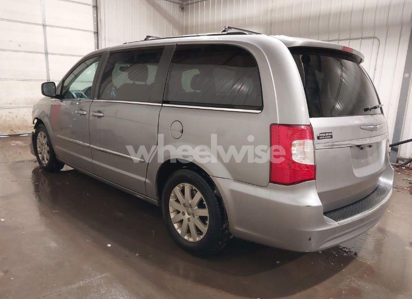 Photo 3 of 2014 Chrysler Town & COUNTRY TOURING (VIN 2C4RC1BG3ER314298)