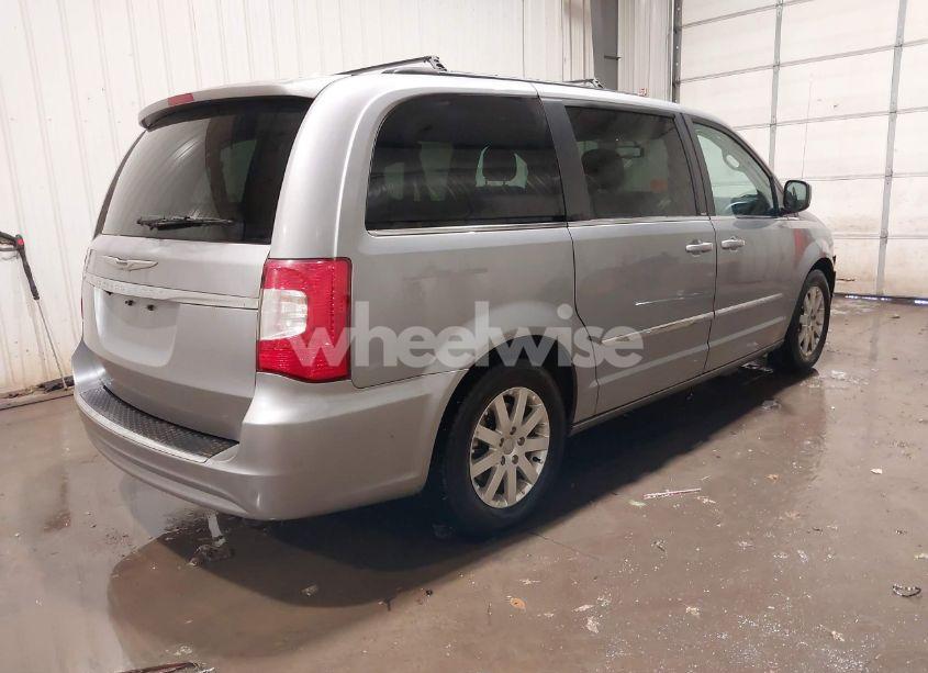 Photo 4 of 2014 Chrysler Town & COUNTRY TOURING (VIN 2C4RC1BG3ER314298)