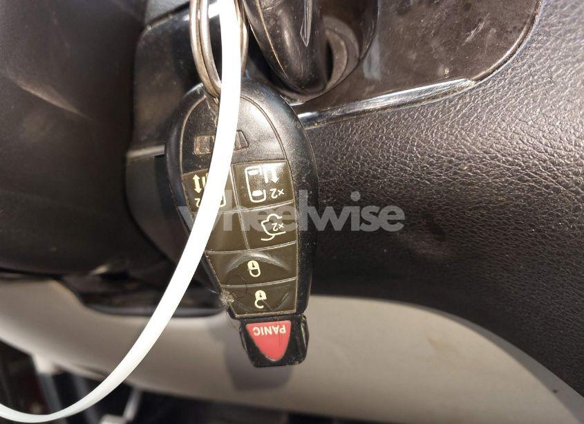 Photo 11 of 2014 Chrysler Town & COUNTRY TOURING (VIN 2C4RC1BG3ER314706)