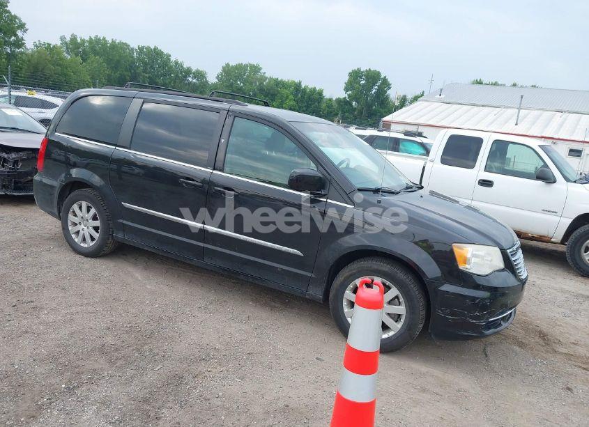 2014 Chrysler Town & COUNTRY TOURING (VIN 2C4RC1BG3ER346779) main photo