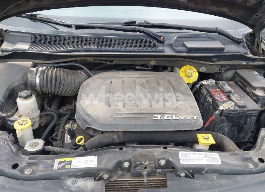 Photo 10 of 2014 Chrysler Town & COUNTRY TOURING (VIN 2C4RC1BG3ER346779)