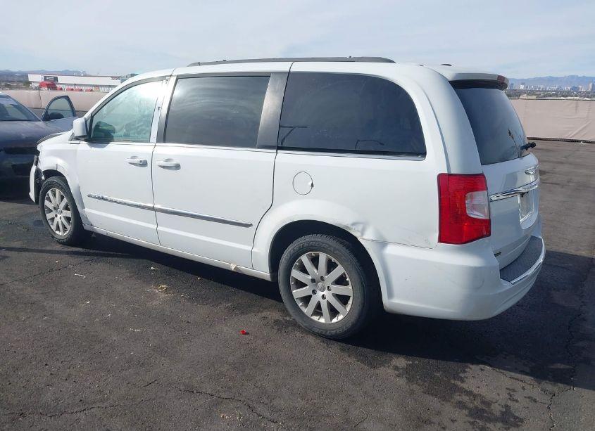 Photo 3 of 2014 Chrysler Town & COUNTRY TOURING (VIN 2C4RC1BG3ER395397)
