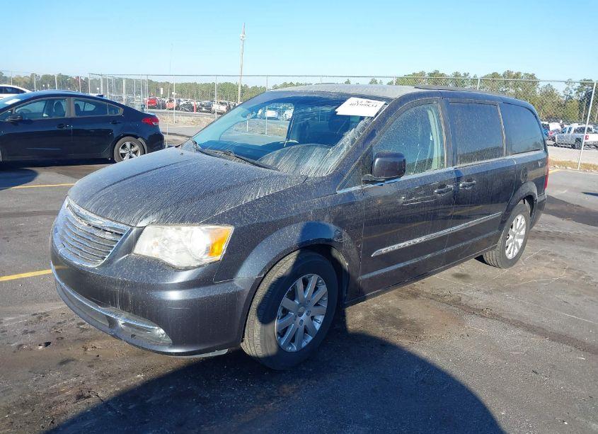 Photo 2 of 2014 Chrysler Town & COUNTRY TOURING (VIN 2C4RC1BG3ER399613)