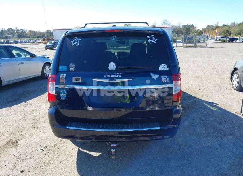 Photo 16 of 2014 Chrysler Town & COUNTRY TOURING (VIN 2C4RC1BG3ER403773)
