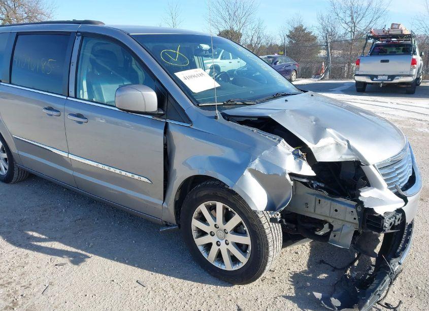 Photo 14 of 2014 Chrysler Town & COUNTRY TOURING (VIN 2C4RC1BG3ER435350)