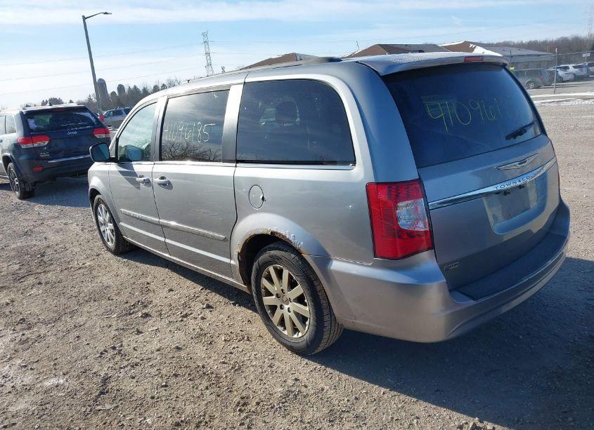 Photo 3 of 2014 Chrysler Town & COUNTRY TOURING (VIN 2C4RC1BG3ER435350)