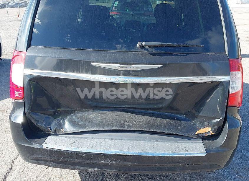 Photo 6 of 2014 Chrysler Town & COUNTRY TOURING (VIN 2C4RC1BG3ER467246)