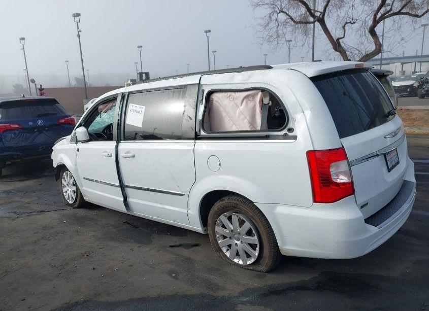 Photo 15 of 2015 Chrysler Town & COUNTRY TOURING (VIN 2C4RC1BG3FR538950)
