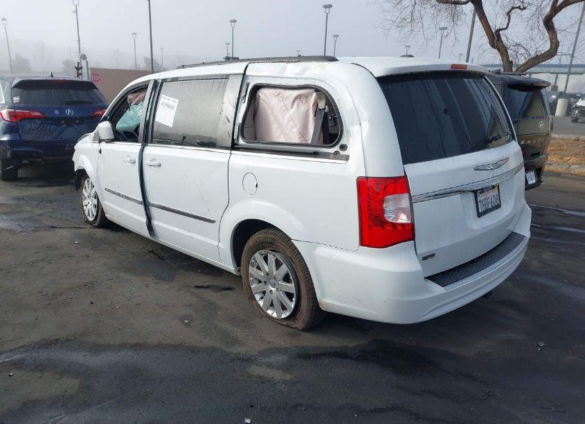 Photo 3 of 2015 Chrysler Town & COUNTRY TOURING (VIN 2C4RC1BG3FR538950)