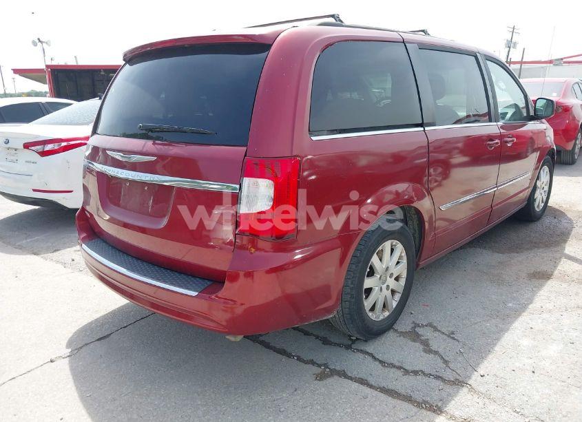 Photo 4 of 2015 Chrysler Town & COUNTRY TOURING (VIN 2C4RC1BG3FR552847)