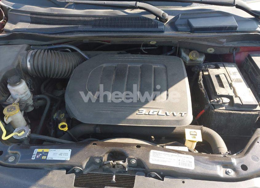 Photo 10 of 2015 Chrysler Town & COUNTRY TOURING (VIN 2C4RC1BG3FR563041)