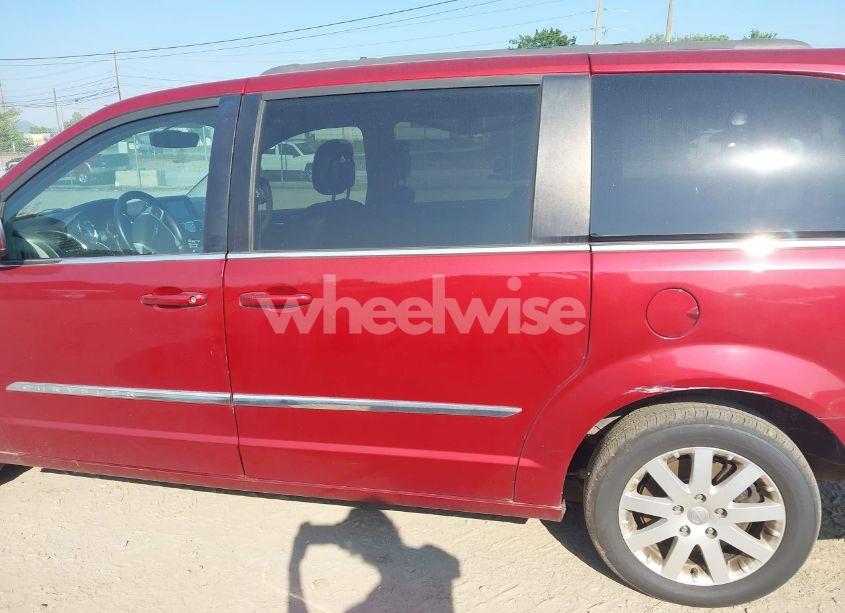 Photo 14 of 2015 Chrysler Town & COUNTRY TOURING (VIN 2C4RC1BG3FR563041)