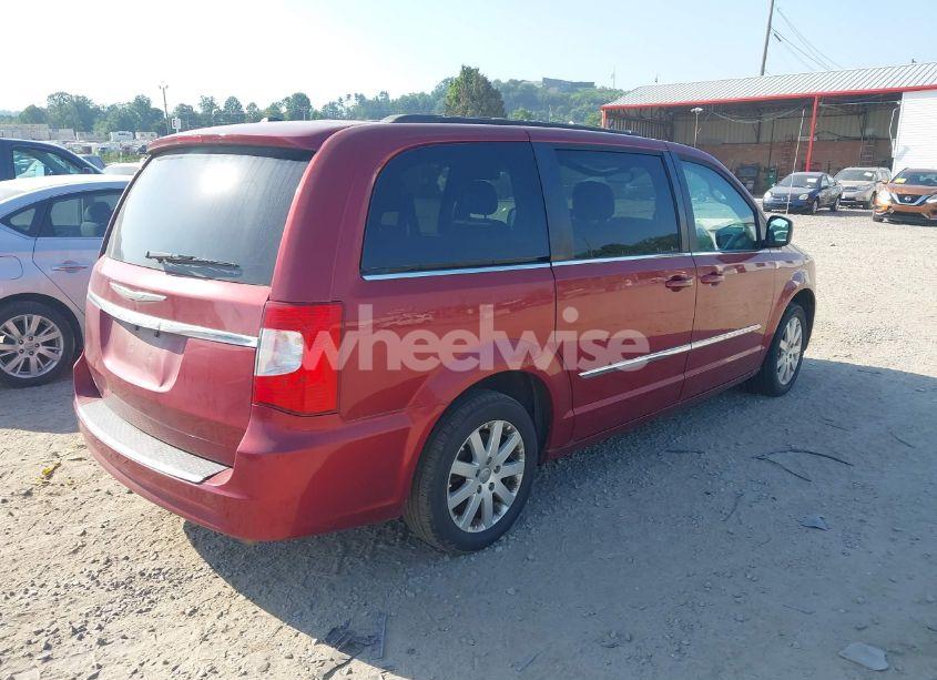 Photo 4 of 2015 Chrysler Town & COUNTRY TOURING (VIN 2C4RC1BG3FR563041)