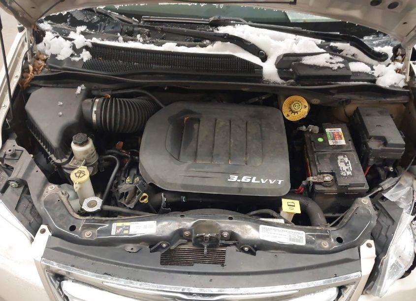 Photo 10 of 2015 Chrysler Town & COUNTRY TOURING (VIN 2C4RC1BG3FR582169)