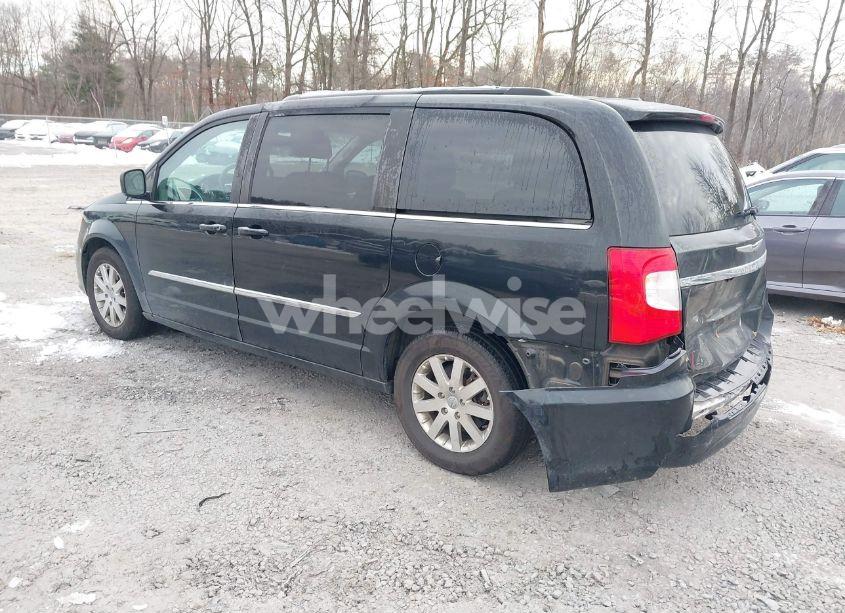 Photo 3 of 2015 Chrysler Town & COUNTRY TOURING (VIN 2C4RC1BG3FR601481)