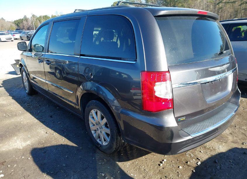 Photo 3 of 2015 Chrysler Town & COUNTRY TOURING (VIN 2C4RC1BG3FR609371)