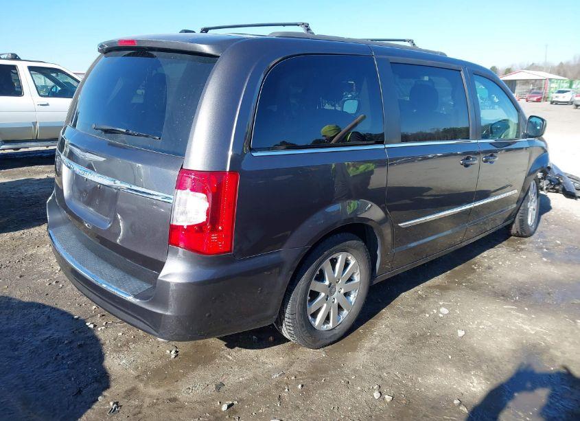 Photo 4 of 2015 Chrysler Town & COUNTRY TOURING (VIN 2C4RC1BG3FR609371)