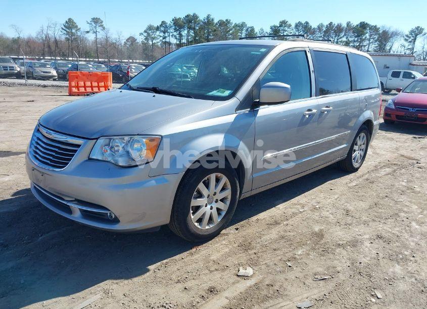 Photo 2 of 2015 Chrysler Town & COUNTRY TOURING (VIN 2C4RC1BG3FR644766)