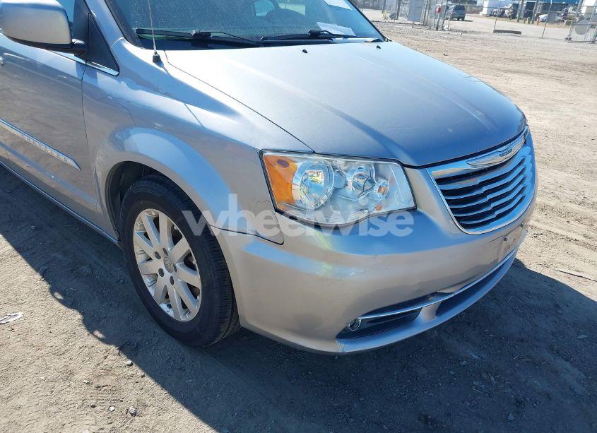 Photo 6 of 2015 Chrysler Town & COUNTRY TOURING (VIN 2C4RC1BG3FR644766)