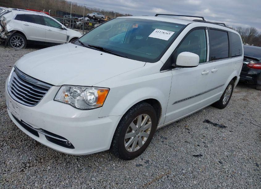 Photo 2 of 2015 Chrysler Town & COUNTRY TOURING (VIN 2C4RC1BG3FR661955)