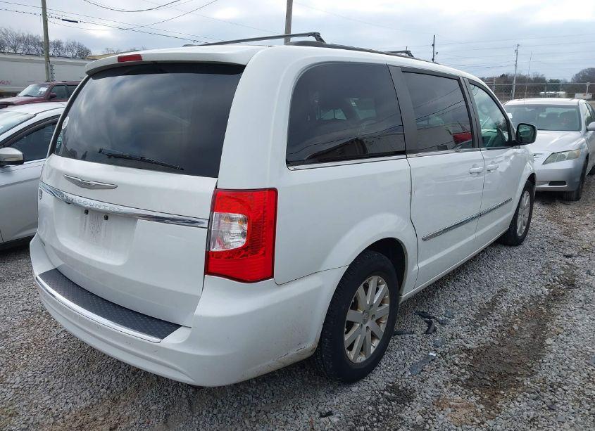 Photo 4 of 2015 Chrysler Town & COUNTRY TOURING (VIN 2C4RC1BG3FR661955)