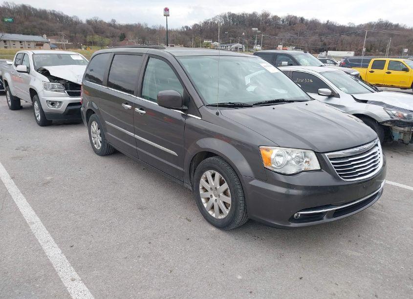 2015 Chrysler Town & COUNTRY TOURING (VIN 2C4RC1BG3FR673975) main photo