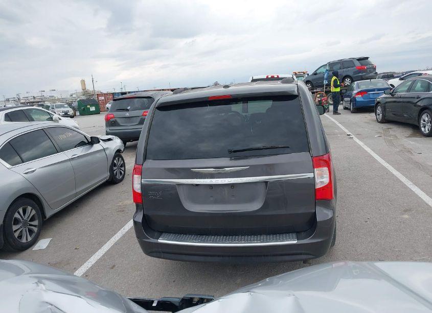 Photo 16 of 2015 Chrysler Town & COUNTRY TOURING (VIN 2C4RC1BG3FR673975)