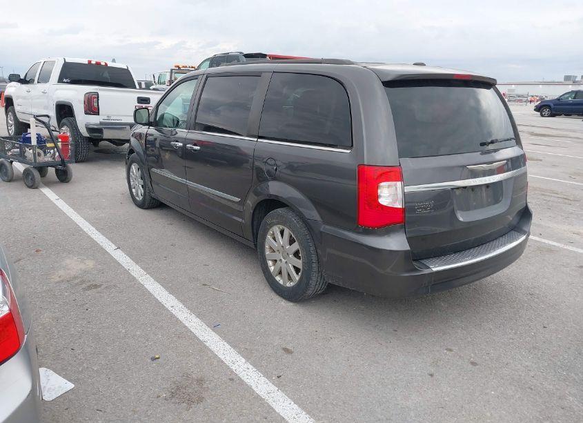 Photo 3 of 2015 Chrysler Town & COUNTRY TOURING (VIN 2C4RC1BG3FR673975)