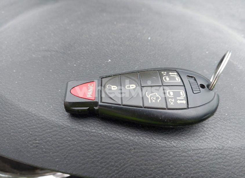 Photo 11 of 2015 Chrysler Town & COUNTRY TOURING (VIN 2C4RC1BG3FR716002)