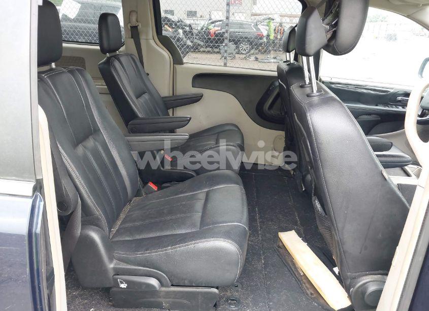 Photo 8 of 2015 Chrysler Town & COUNTRY TOURING (VIN 2C4RC1BG3FR716002)