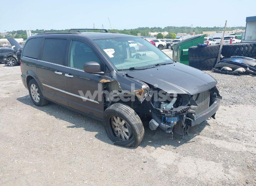 2016 Chrysler Town & COUNTRY TOURING (VIN 2C4RC1BG3GR110927) main photo