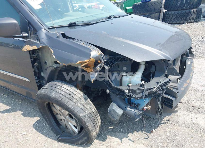 Photo 6 of 2016 Chrysler Town & COUNTRY TOURING (VIN 2C4RC1BG3GR110927)