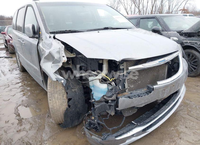 Photo 6 of 2016 Chrysler Town & COUNTRY TOURING (VIN 2C4RC1BG3GR157732)