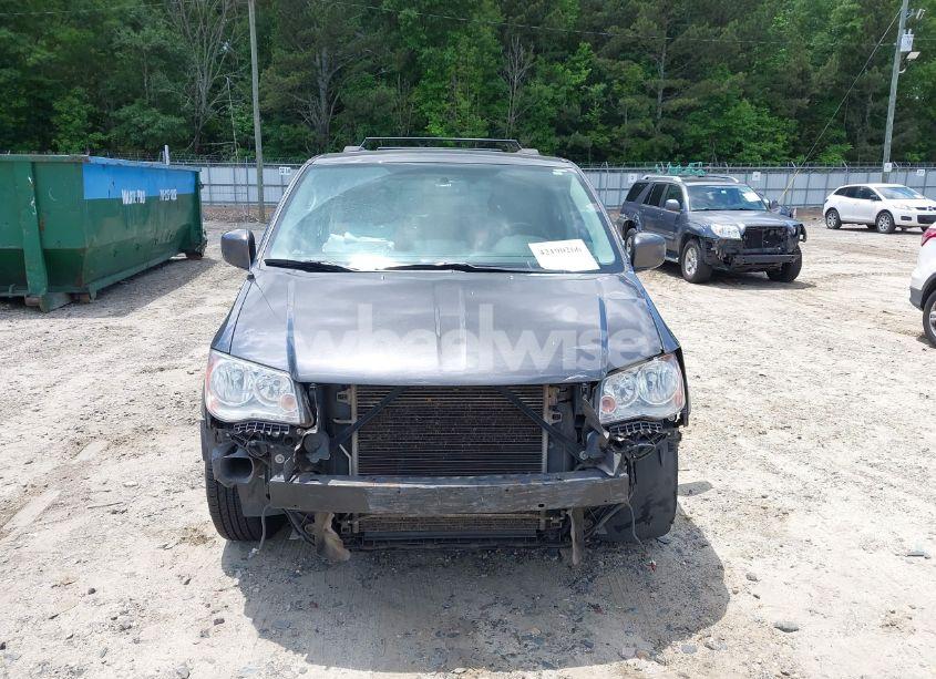 Photo 13 of 2016 Chrysler Town & COUNTRY TOURING (VIN 2C4RC1BG3GR172876)